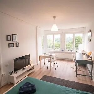 https://coup-de-cur-emplacement-ideal-confort-wifi.hotels-rhonealpes.com